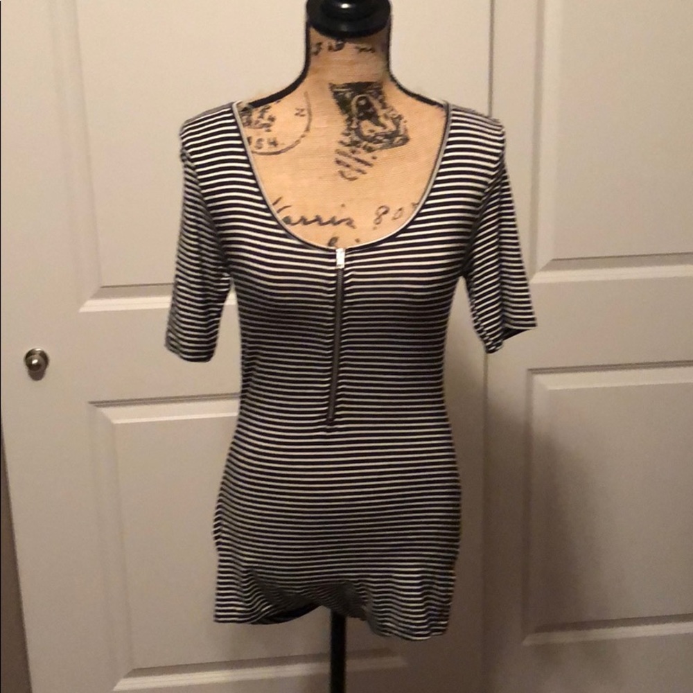 Back and White striped Romper with zipper